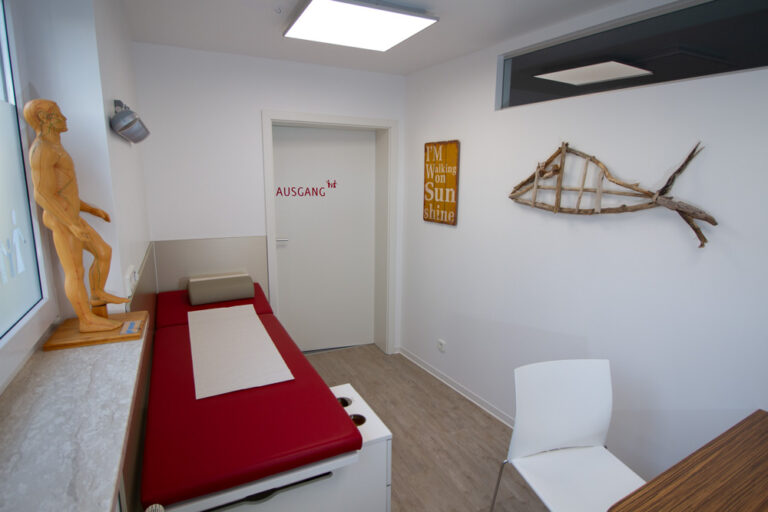 Behandlungsraum Hausarztpraxis EG